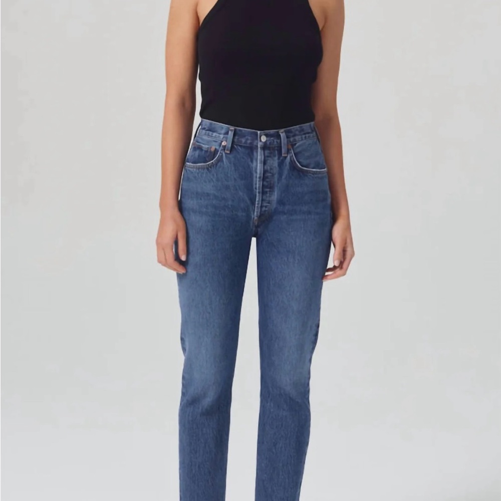 AGOLDE Riley Crop Slim Straight High Rise Blue
Sphere Raw Hem 29